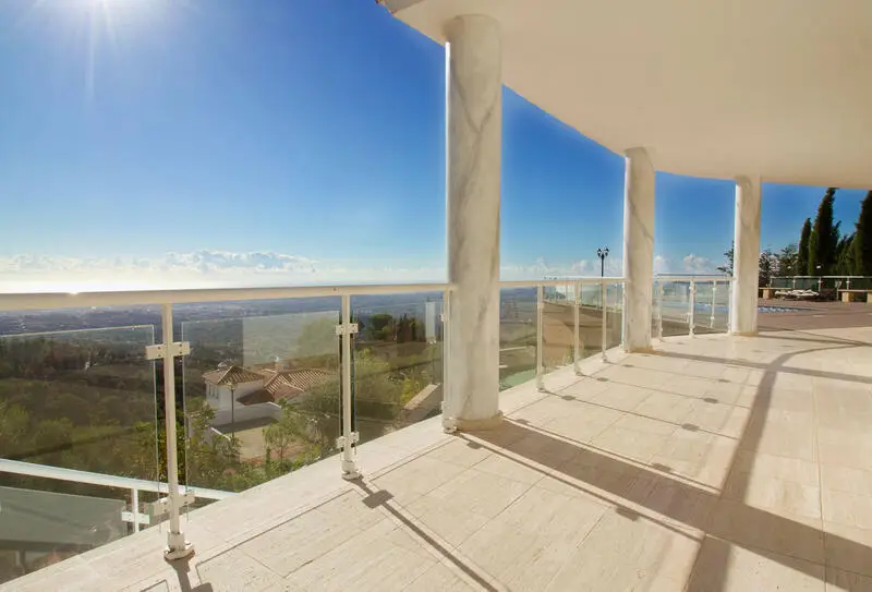 Villa en Venta 5 Dormitorios Valtocado Malaga