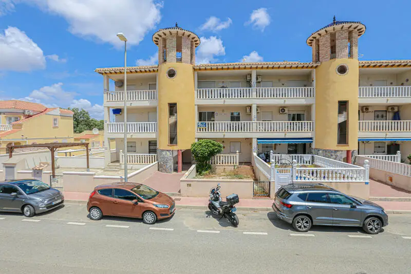 Apartamento en Villamartin 2 Dormitorios Cerca de la Playa