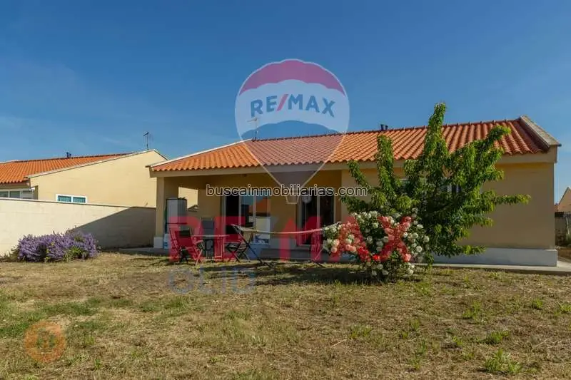Chalet en Venta Aldeamayor de San Martin 4 habitaciones Jardin 542m2