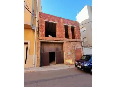 Casa en Pedreguer para Reformar con Cochera y Terraza