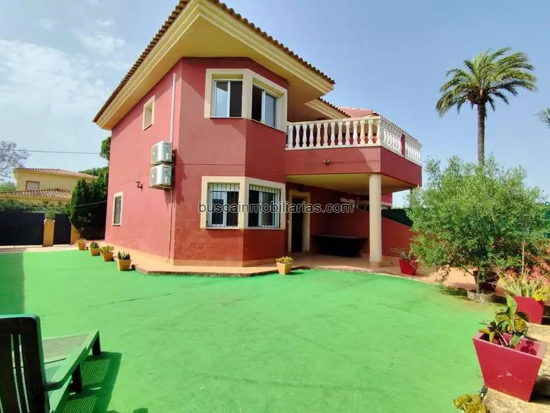 Casa Duplex en Venta cerca de la Playa Los Urrutias