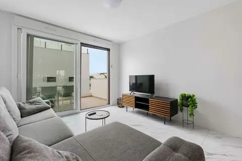 Apartamento 2 Dormitorios Torre Horadada Cerca Playa