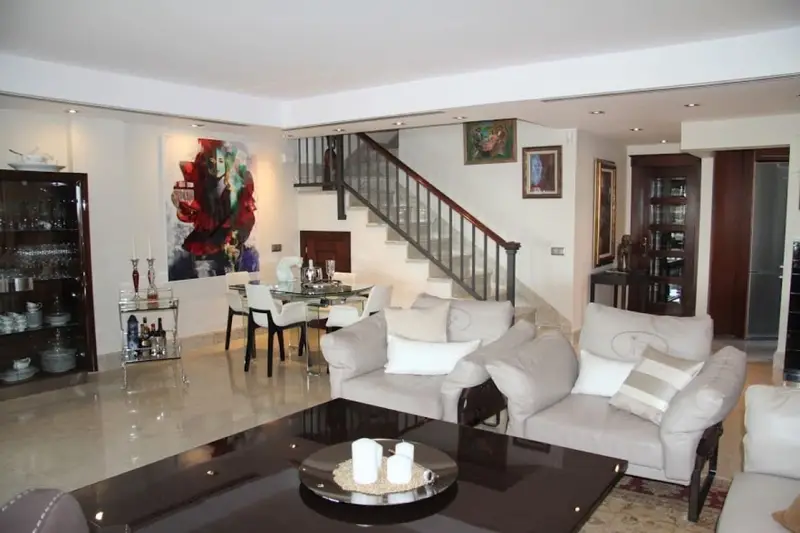 Atico en venta en Marbella 3 dormitorios 2 baños