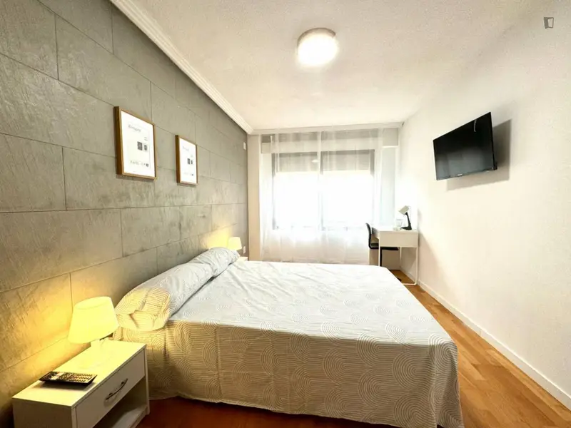 Habitaci
ón Doble en Piso Compartido La Florida Alicante