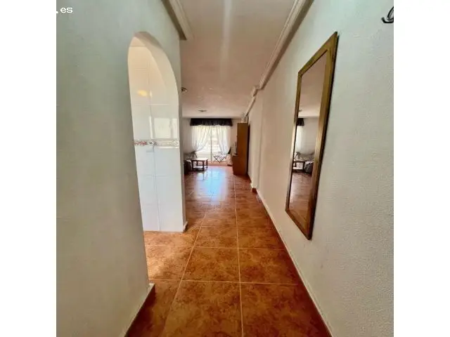 Apartamento en Venta Torrevieja Centro con Garaje