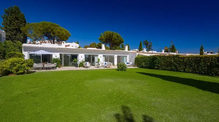 Villa en Aloha Golf 3 Dormitorios Nueva Andalucia