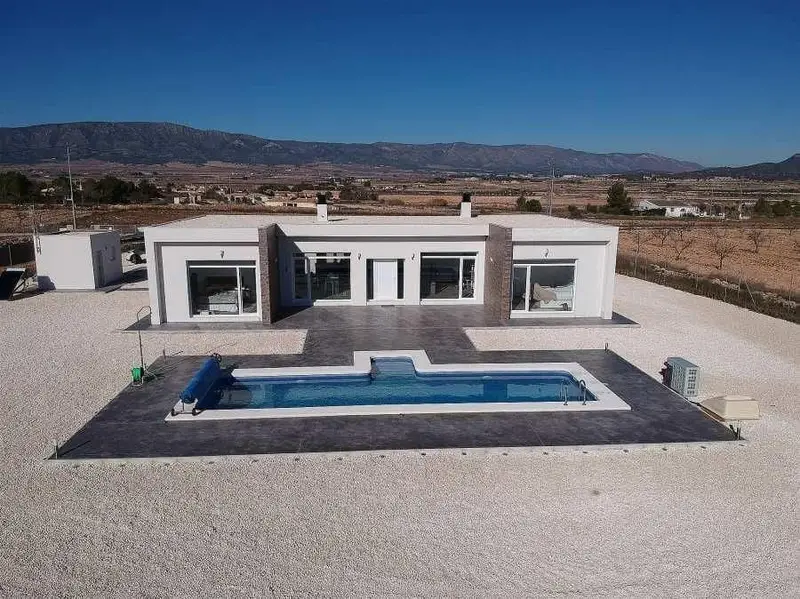 Chalet en Venta Pinoso Alicante Villa Nueva Construccion