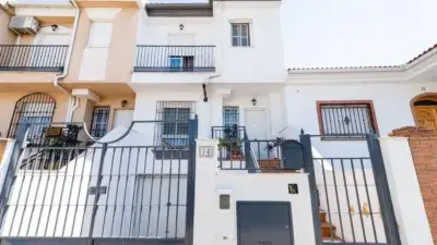 Casa adosada en venta en El Jau reformada 3 dormitorios