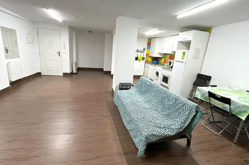 Venta Local Comercial Amueblado Torrelavega