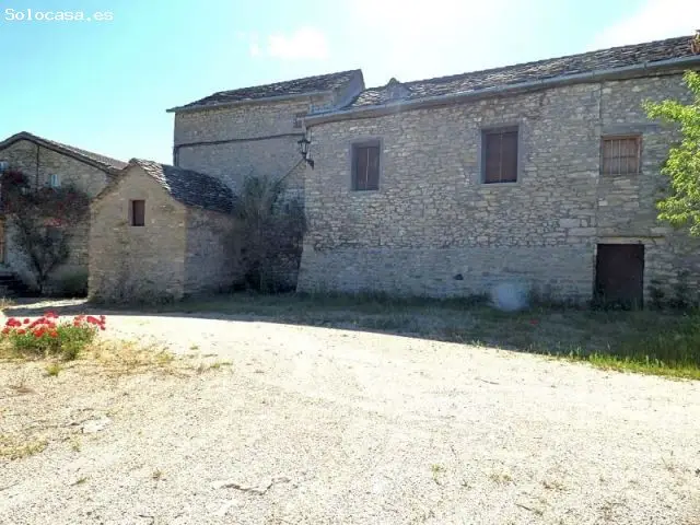 Casa de Pueblo con Encanto en Eripol 596m2