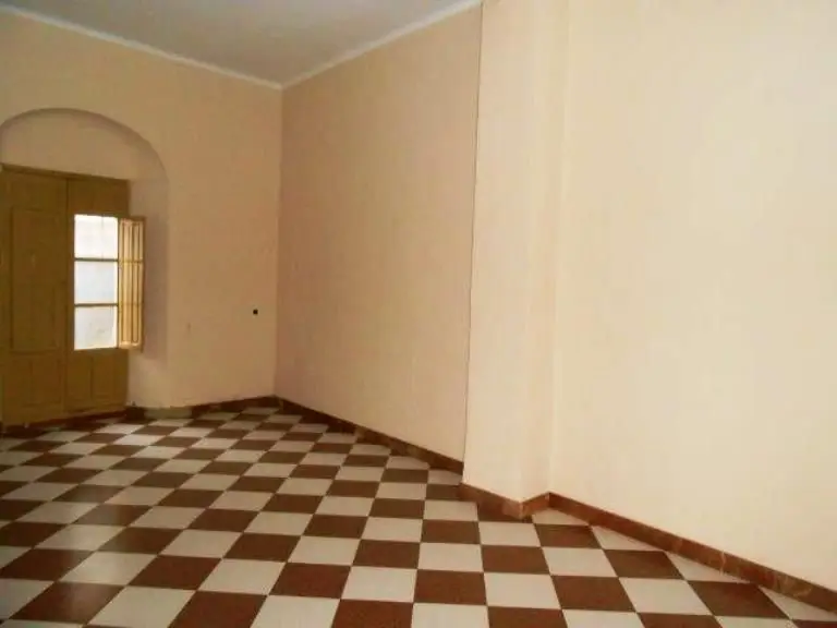 Casa Unifamiliar 172m2 4 habitaciones 2 baños Montilla