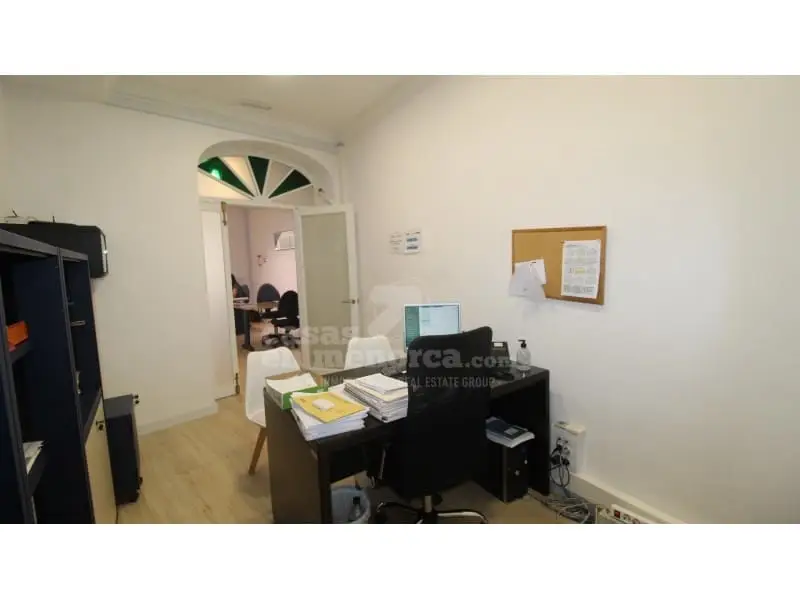 Local Comercial en Venta Mahon Menorca Planta Baja Sótano Aire Acondicionado