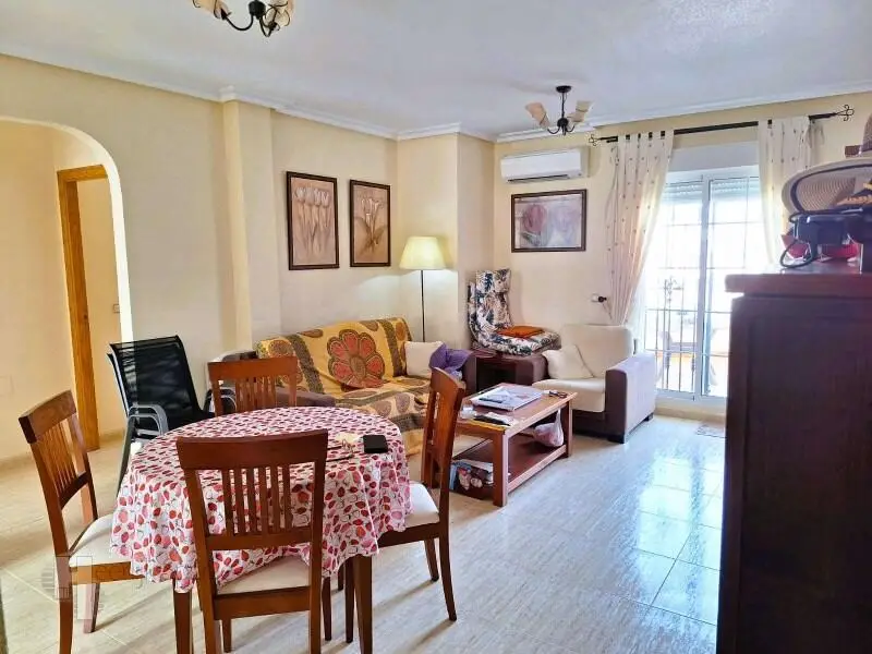 Atico en Cabo Roig con Solarium 2 Dormitorios 2 Banos