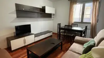 Apartamento en Alquiler Centro Ponferrada 1 Dormitorio Garaje