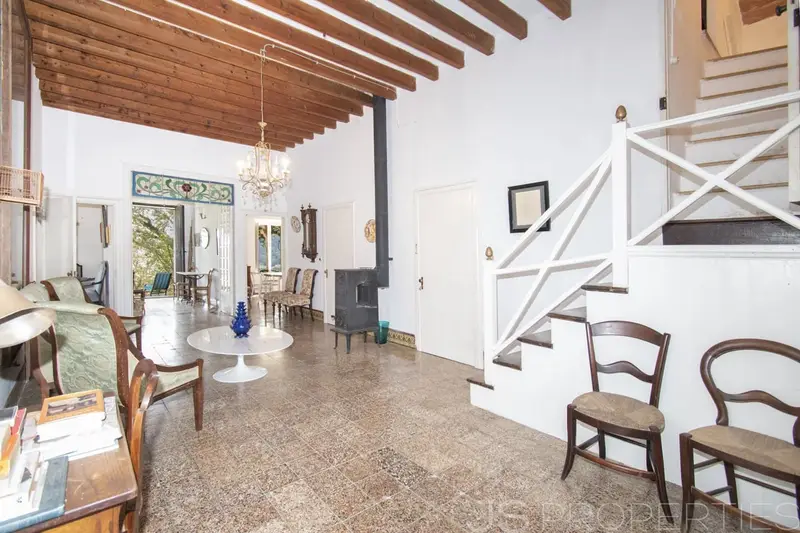 Chalet en venta en Pollensa Mallorca 7 habitaciones 2 baños