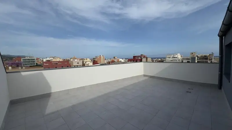 Venta Ático Dúplex 3 Habitaciones Badalona