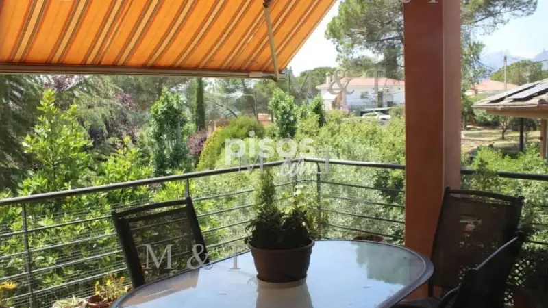 Chalet en venta Vacarisses con vistas a Montserrat