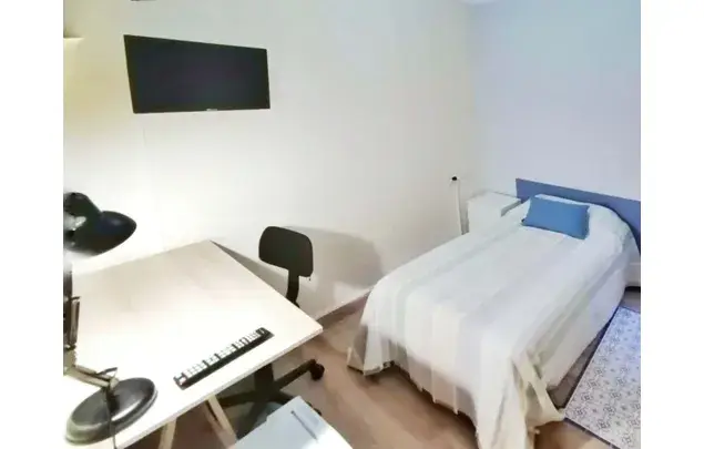 Habitacion 50m2 Alicante Estancia Minima 3 Noches