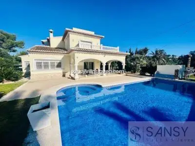 Casa Chalet en Venta Jávea 4 Dormitorios 3 Baños Piscina Vistas al Mar