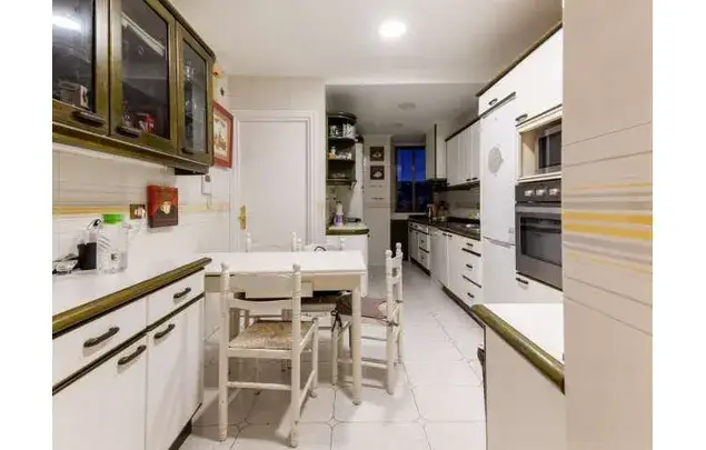 Alquiler Habitaciones Bilbao Piso Amueblado 5 Dormitorios