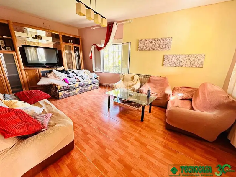 Casa Rural en Venta Candeleda 5 Dormitorios 2 Piscinas