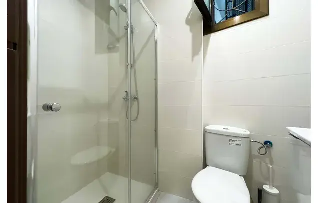 Habitacion 134m2 Barcelona Alquiler Media Temporada