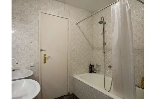 Apartamento 6 Dormitorios Les Corts Estudiantes Barcelona