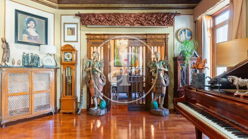 Piso Historico Lujo Centro Valencia 3 Dormitorios 2 Banos
