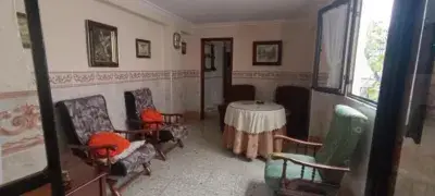 Casa en Venta Ensanche 5 Baena 135m2 Patio Terraza