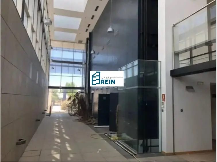 Venta Local Comercial Torrijos Edificio Oficinas Almacenes
