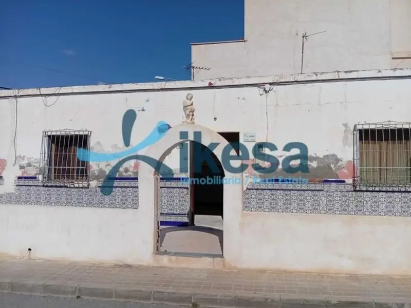 Chalet en Almería  Venta  WYW-592537