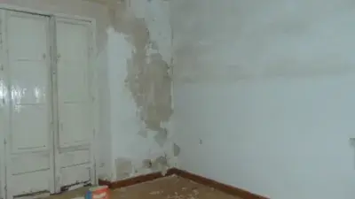 Casa en venta para reforma integral en centro de Motril