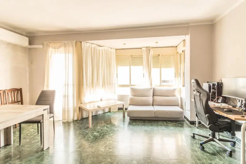 Piso en venta en Alzira 5 habitaciones 143m2