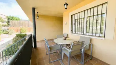 Chalet pareado en venta en Calle de Almenara, 33, cerca de Avenida de Central