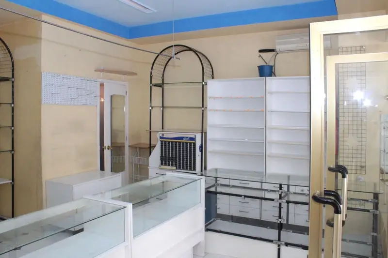 Local Comercial en Sevilla Nervión 28m2