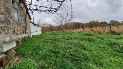 Casa con Finca para Reformar en Verea
