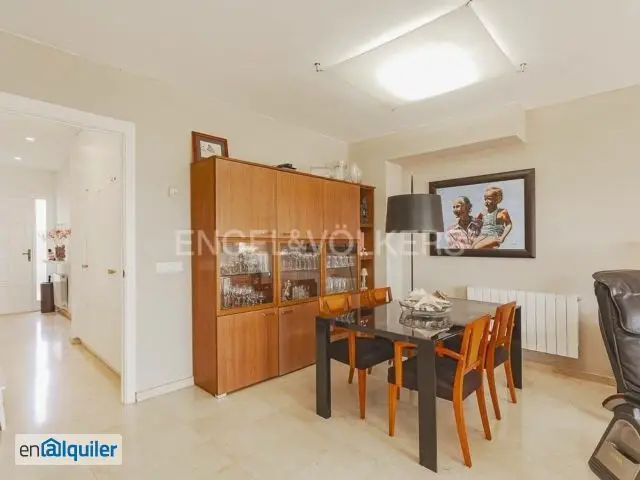 Alquiler casa amueblada Vallpineda-Santa Barbara