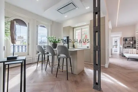 Atico de Lujo en venta Palacio Madrid