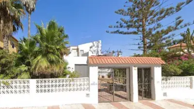Chalet en venta en Calle C/ Porto Fino, Número 10