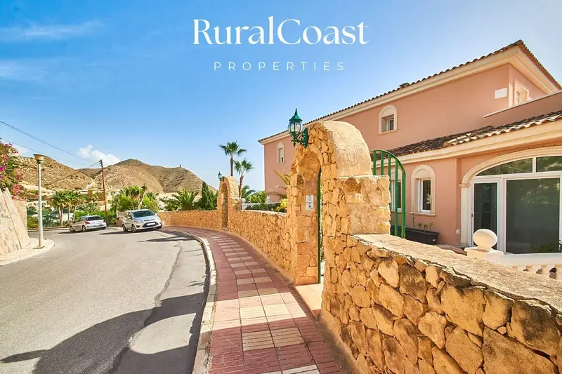 Chalet en Venta Coveta Fuma El Campello Alicante