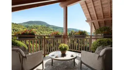 Apartamento en Benasque con Jardin y Chimenea