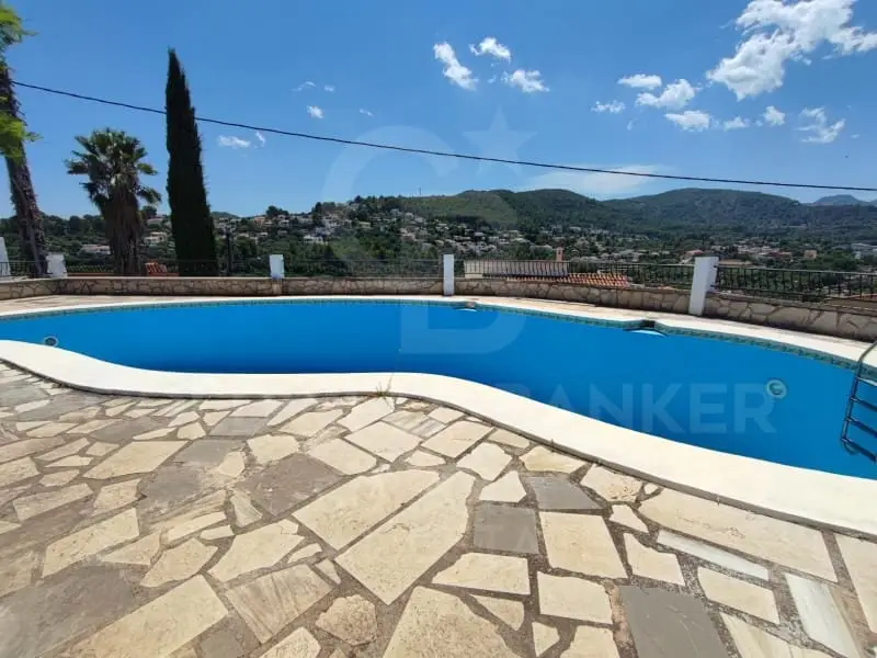 Chalet en Orba con 6 Dormitorios y 2 Piscinas