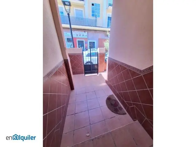 Alquiler Casa Amueblada Tomares 4 Dormitorios 3 Baños Terraza