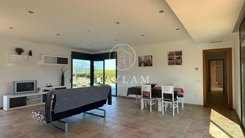 Chalet en venta Lloret de Mar 3 habitaciones 2 baños piscina