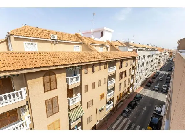 Atico en Torrevieja con Terraza Grande y Vistas