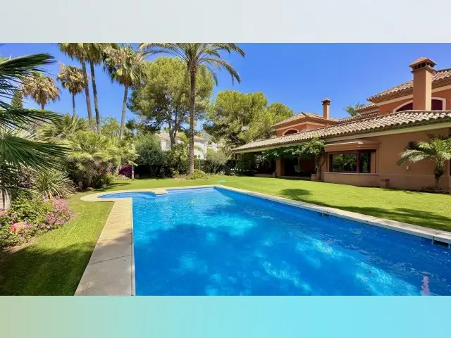 Villa de Lujo en Milla de Oro Marbella 5 Dormitorios