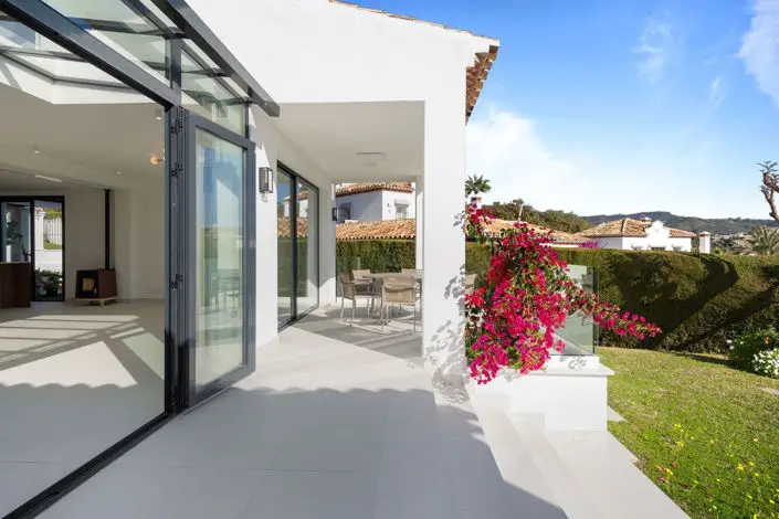 Villa de Lujo 4 Dormitorios Elviria Vistas al Mar