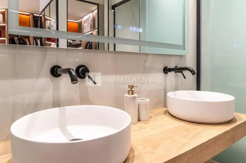 Dúplex 4 Habitaciones Nueva Andalucía Málaga