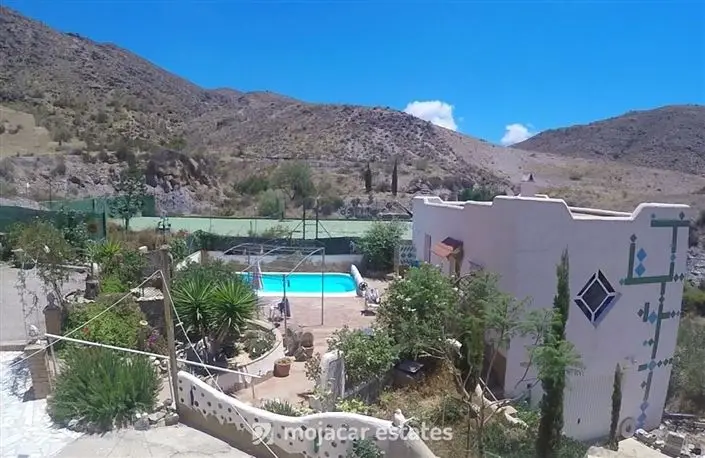 Casa de Lujo en Venta Carboneras 4 Dormitorios Piscina Privada