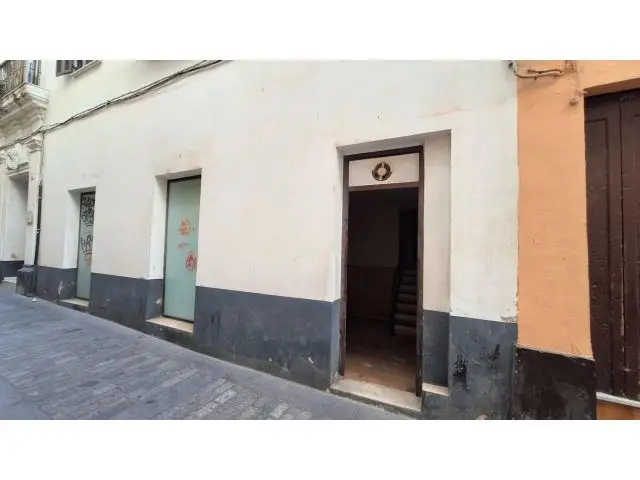 Local Comercial en Zona Centro: Ideal para Academia o Coworking